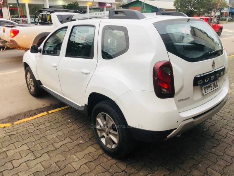 DUSTER 2.0 DYNAMIQUE 4X2 16V FLEX 4P AUTOMÁTICO - 2019 - GARIBALDI