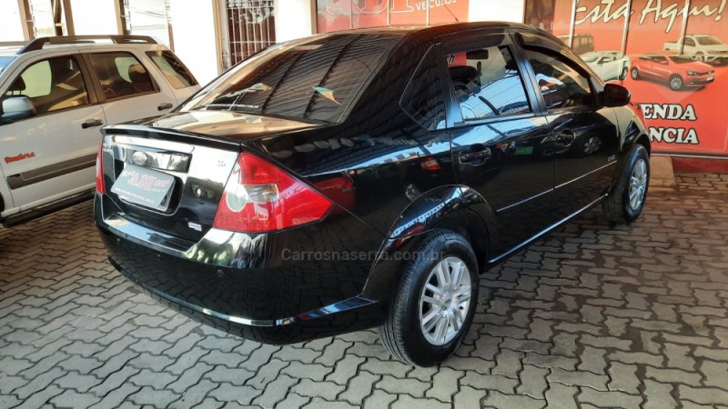 FIESTA 1.6 MPI SEDAN 8V FLEX 4P MANUAL - 2010 - CAXIAS DO SUL
