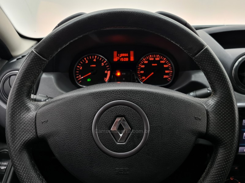 DUSTER 1.6 DYNAMIQUE 4X2 16V FLEX 4P MANUAL - 2016 - SANTA CRUZ DO SUL