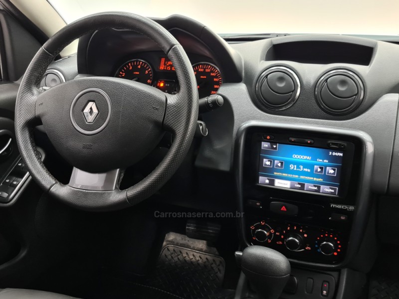 DUSTER 1.6 DYNAMIQUE 4X2 16V FLEX 4P MANUAL - 2016 - SANTA CRUZ DO SUL