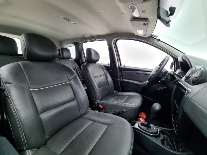 DUSTER 1.6 DYNAMIQUE 4X2 16V FLEX 4P MANUAL - 2016 - SANTA CRUZ DO SUL