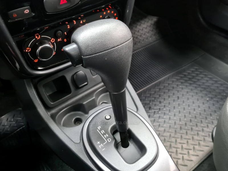 DUSTER 1.6 DYNAMIQUE 4X2 16V FLEX 4P MANUAL - 2016 - SANTA CRUZ DO SUL