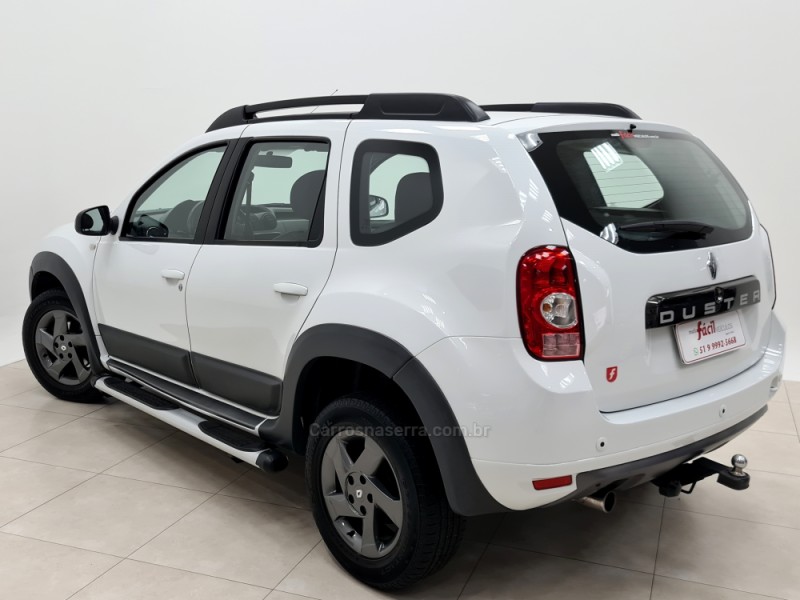DUSTER 1.6 DYNAMIQUE 4X2 16V FLEX 4P MANUAL - 2016 - SANTA CRUZ DO SUL