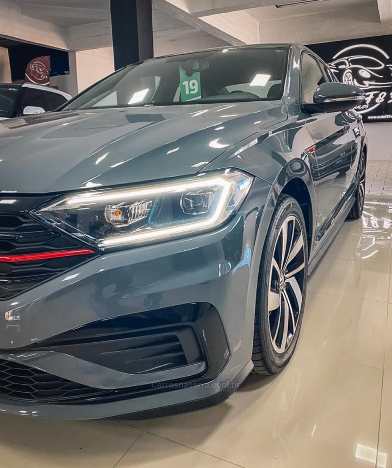 JETTA 2.0 16V TSI GLI 350 GASOLINA 4P AUTOMÁTICO - 2019 - CAXIAS DO SUL
