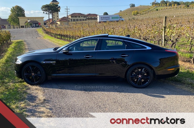 XJ 5.0 SUPERSPORT V8 32V 510CV SUPERCHARGED GASOLINA 4P AUTOMÁTICO - 2013 - BENTO GONçALVES