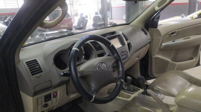 HILUX SW4 3.0 4X4 8V TURBO DIESEL 4P MANUAL - 2007 - CAXIAS DO SUL