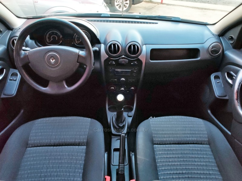 SANDERO 1.6 EXPRESSION 8V FLEX 4P MANUAL - 2012 - SAPIRANGA