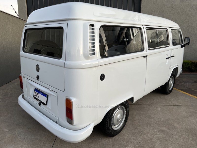 KOMBI 1.6 STD 8V GASOLINA 3P MANUAL - 1998 - CAXIAS DO SUL