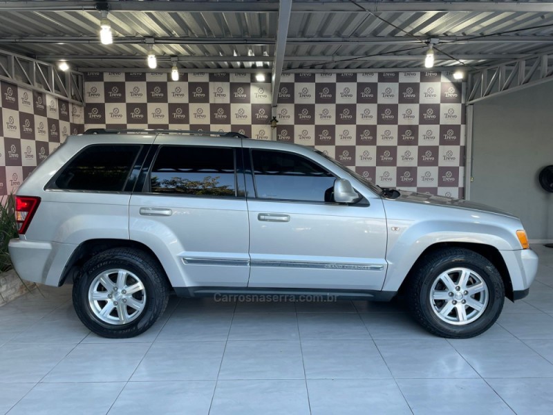 GRAND CHEROKEE 4.7 LIMITED 4X4 V8 16V GASOLINA 4P AUTOMÁTICO - 2009 - TAQUARA