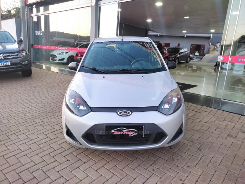 FIESTA 1.6 MPI CLASS HATCH 8V FLEX 4P MANUAL - 2011 - PAROBé