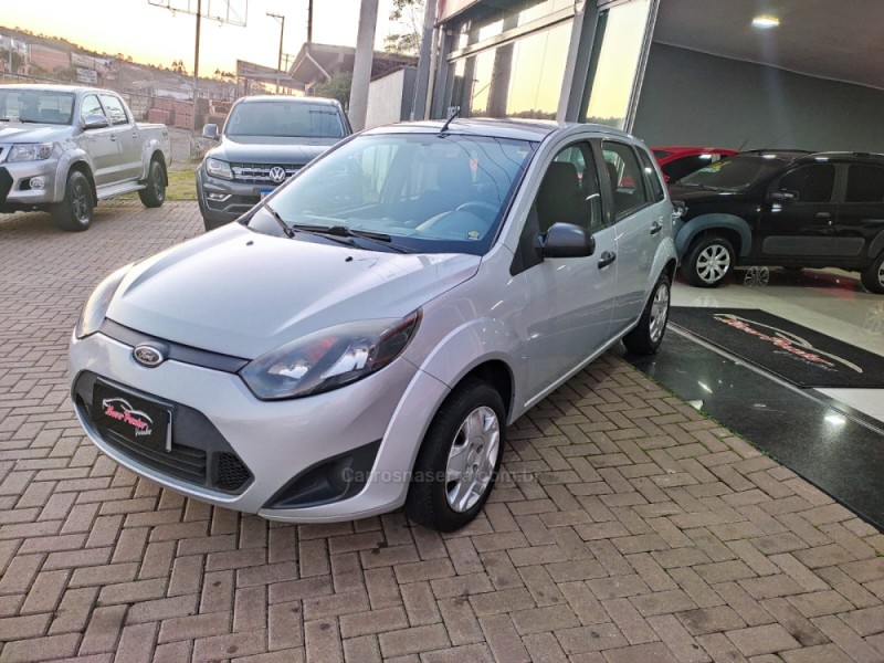FIESTA 1.6 MPI CLASS HATCH 8V FLEX 4P MANUAL - 2011 - PAROBé