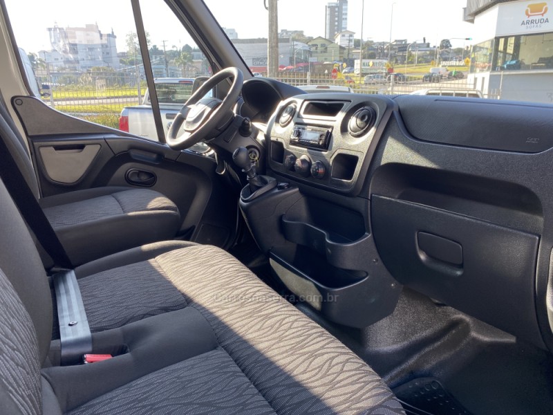 MASTER 2.3 FURGÃO L1H1 16V TURBO INTERCOOLER DIESEL 4P MANUAL - 2020 - FARROUPILHA