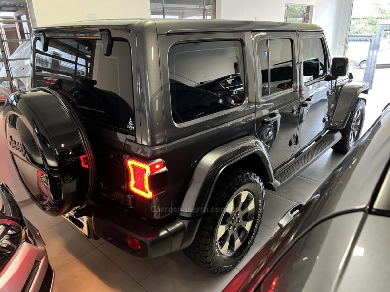 WRANGLER 2.0 SAHARA OVERLAND 4X4 16V GASOLINA 4P AUTOMÁTICO - 2020 - CARLOS BARBOSA