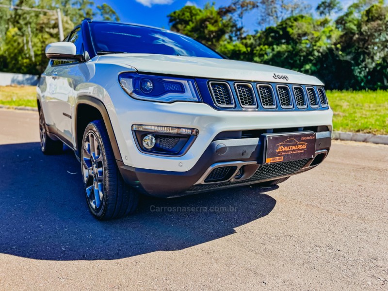 COMPASS 2.0 S 4X4 16V TURBO DIESEL 4P AUTOMÁTICO - 2019 - LAJEADO