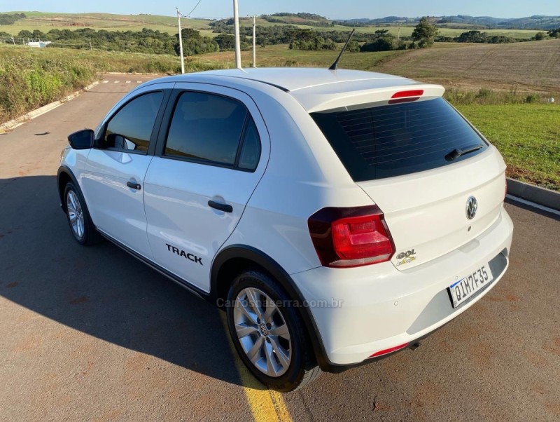 GOL 1.0 TRACK 12V FLEX 4P MANUAL - 2018 - LAGOA VERMELHA