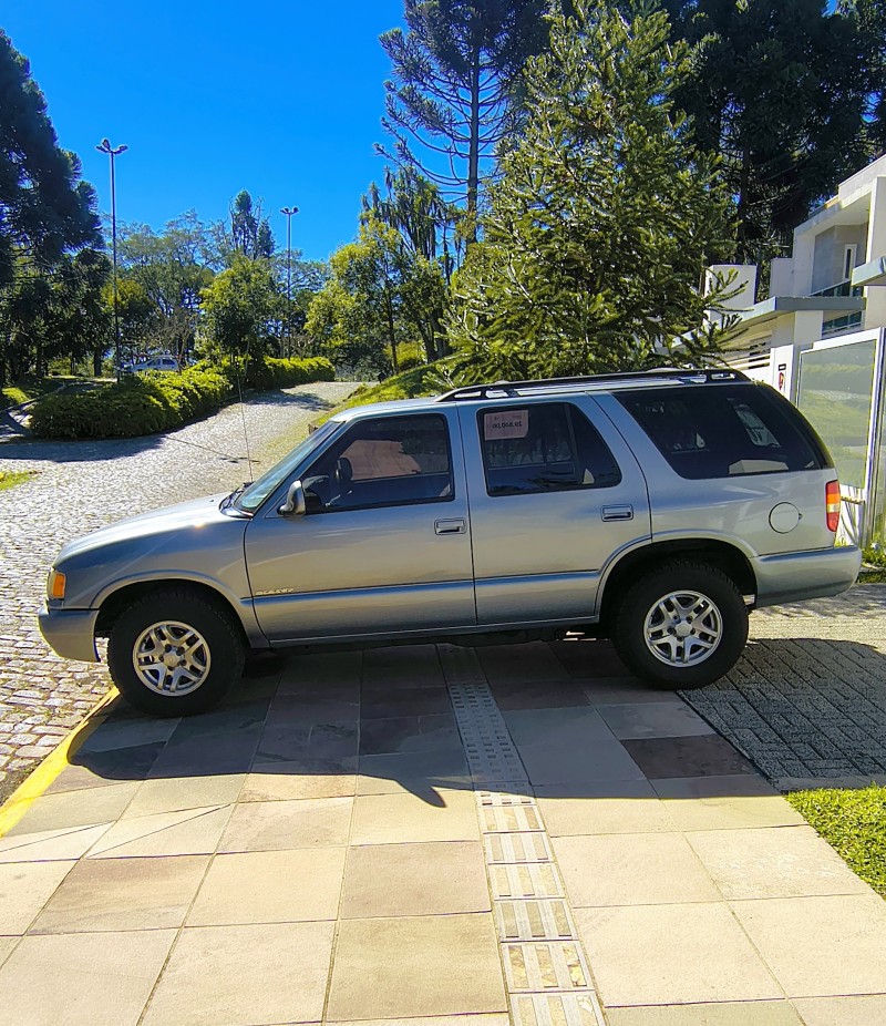BLAZER 4.3 SFI DLX 4X2 V6 12V GASOLINA 4P MANUAL - 1997 - FARROUPILHA