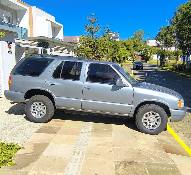 BLAZER 4.3 SFI DLX 4X2 V6 12V GASOLINA 4P MANUAL - 1997 - FARROUPILHA