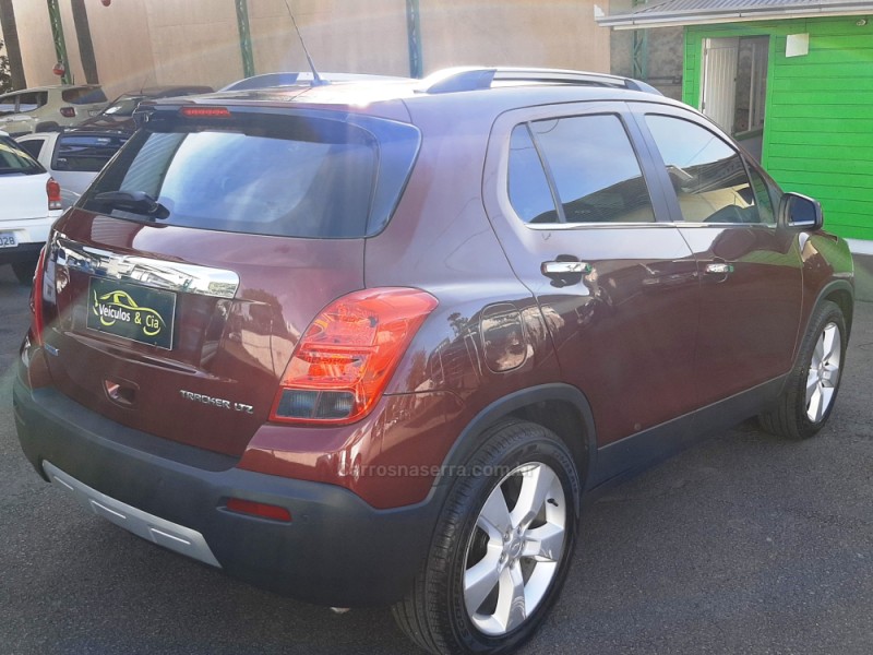 TRACKER 1.8 MPFI LTZ 4X2 16V FLEX 4P AUTOMÁTICO - 2014 - BENTO GONçALVES