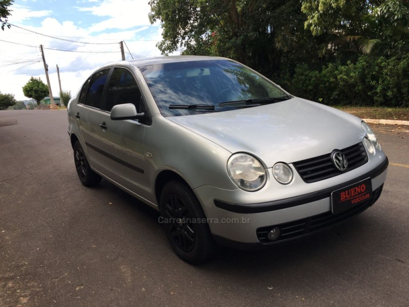 POLO SEDAN 1.6 MI 8V FLEX 4P MANUAL - 2006 - CAMPO BOM