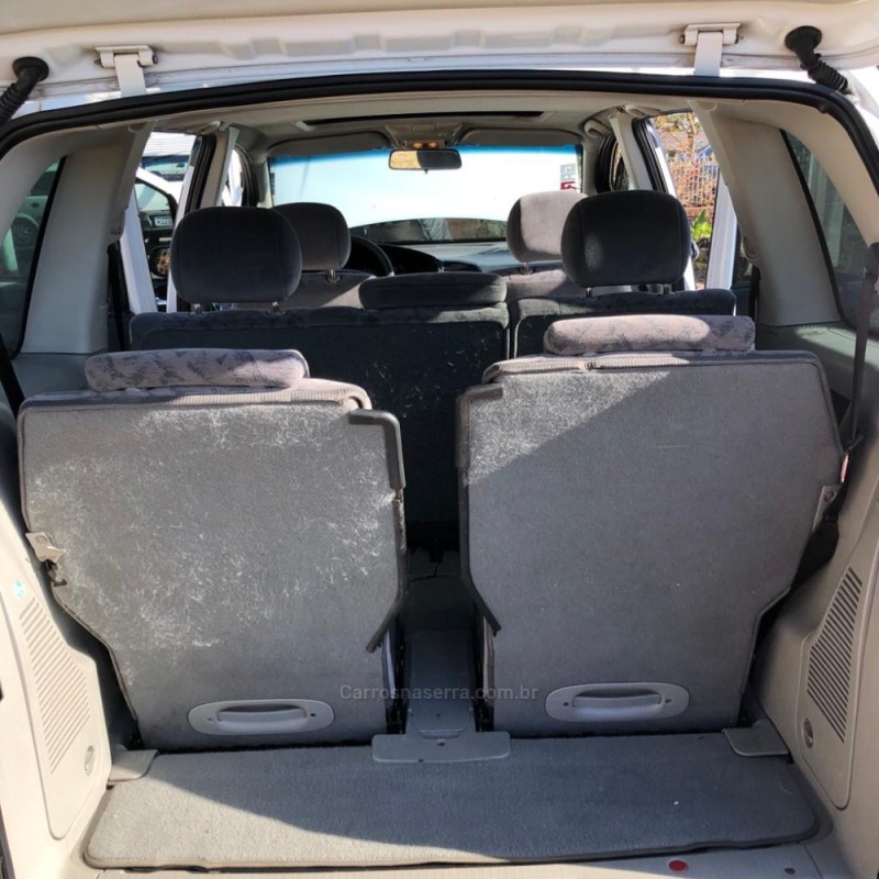 ZAFIRA 2.0 MPFI CD 16V GASOLINA 4P MANUAL - 2001 - PAROBé
