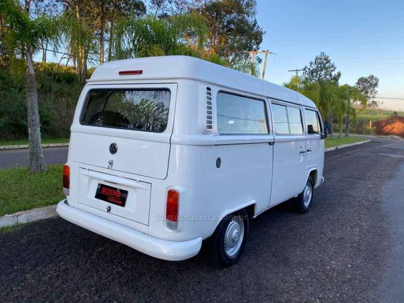 KOMBI 1.4 MI STD 8V FLEX 4P MANUAL - 2014 - CAMPO BOM