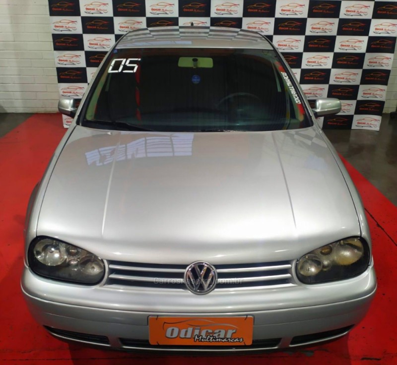 GOLF 1.6 MI 8V GASOLINA 4P MANUAL - 2005 - CAXIAS DO SUL