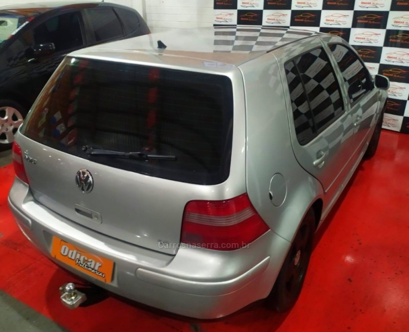 GOLF 1.6 MI 8V GASOLINA 4P MANUAL - 2005 - CAXIAS DO SUL