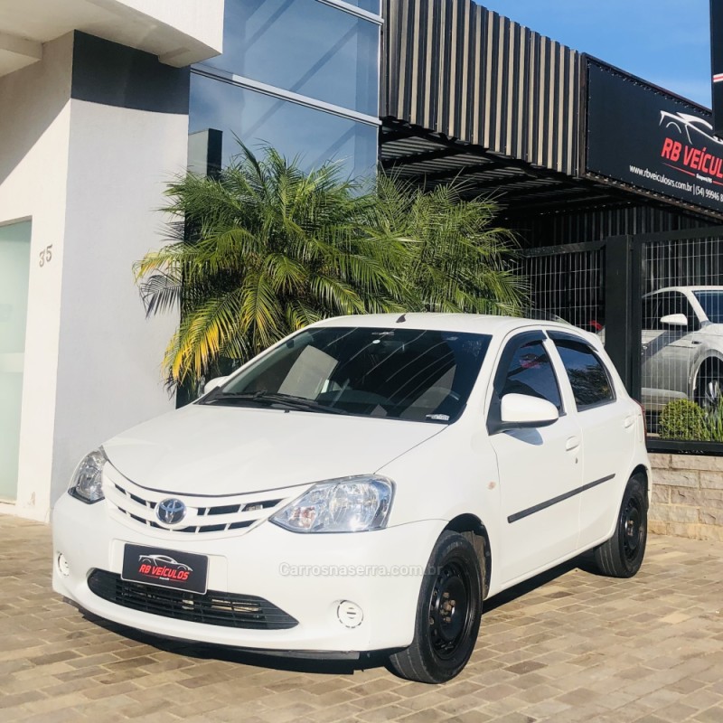 ETIOS 1.3 X 16V FLEX 4P MANUAL