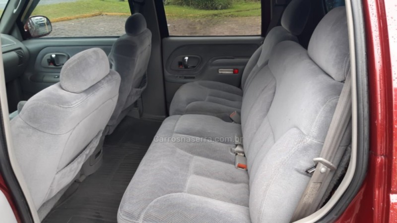 GRAND BLAZER 4.1 MPFI DLX 4X2 18V GASOLINA 4P MANUAL - 1999 - FARROUPILHA