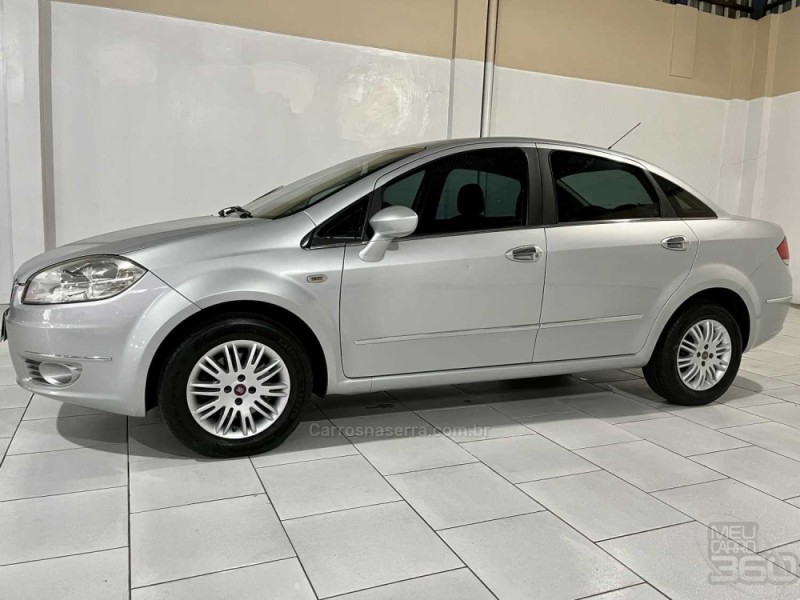 LINEA 1.8 HLX 16V FLEX 4P MANUAL - 2010 - ESTâNCIA VELHA
