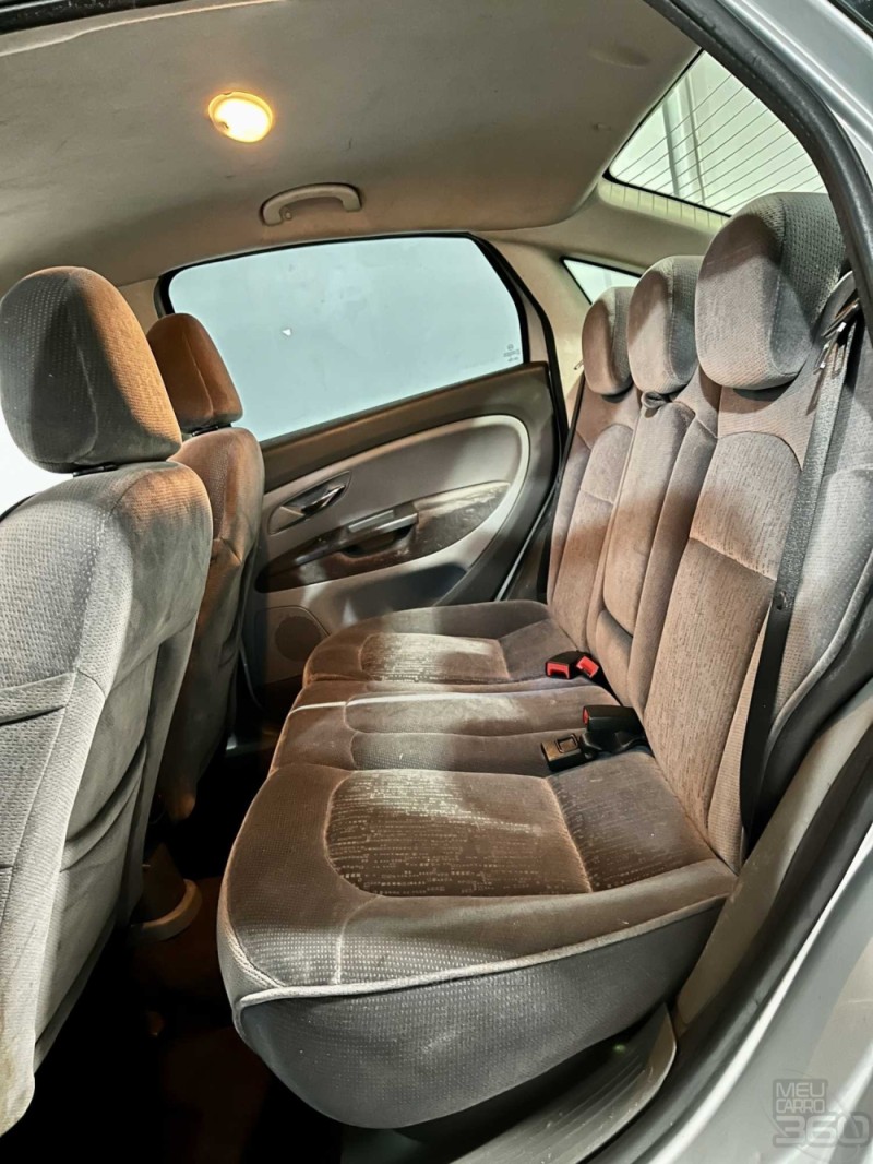 LINEA 1.8 HLX 16V FLEX 4P MANUAL - 2010 - ESTâNCIA VELHA