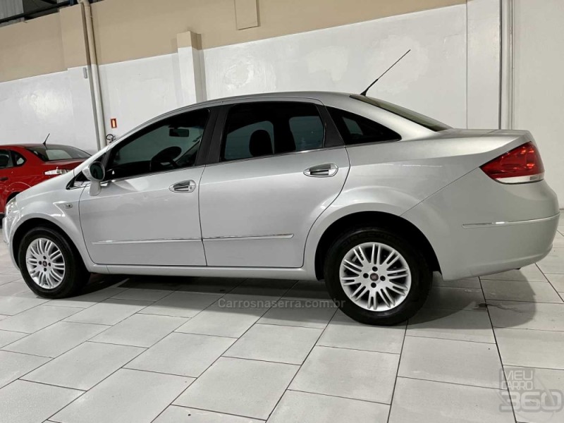 LINEA 1.8 HLX 16V FLEX 4P MANUAL - 2010 - ESTâNCIA VELHA
