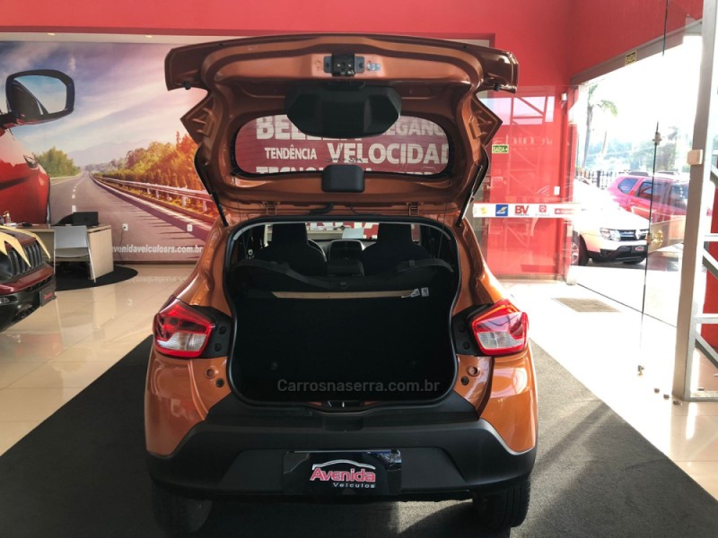KWID 1.0 12V SCE FLEX ZEN MANUAL - 2020 - IGREJINHA