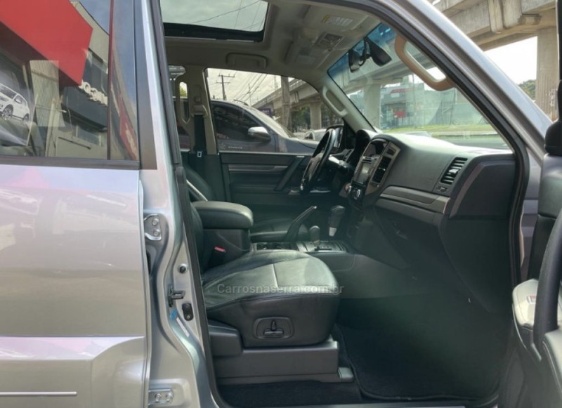 PAJERO FULL 3.2 HPE 4X4 16V DIESEL 4P AUTOMÁTICO - 2015 - NOVO HAMBURGO
