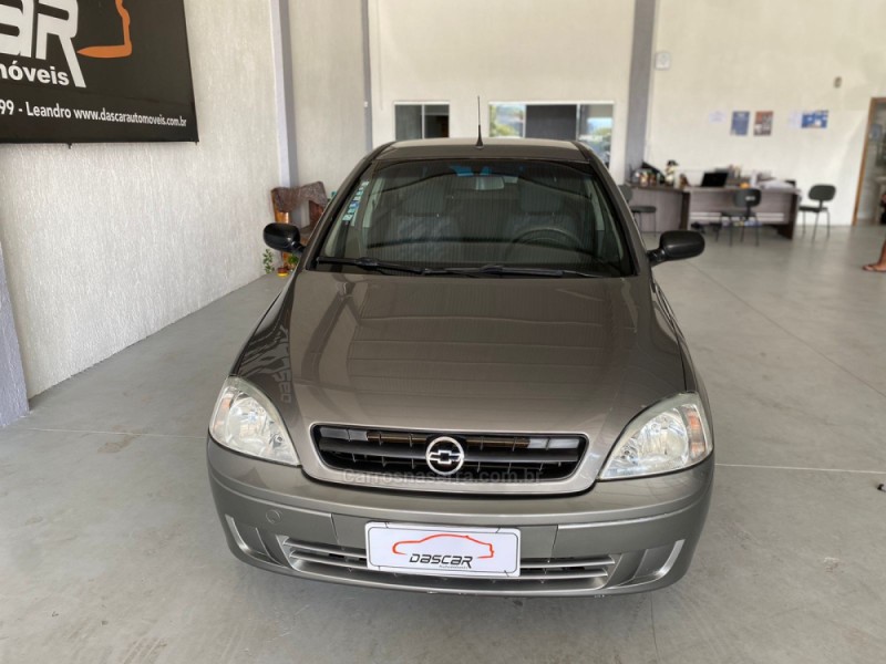 CORSA 1.8 MPFI 8V GASOLINA 4P MANUAL - 2004 - BOM PRINCíPIO
