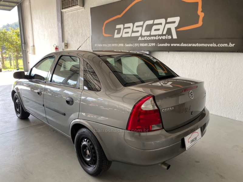CORSA 1.8 MPFI 8V GASOLINA 4P MANUAL - 2004 - BOM PRINCíPIO