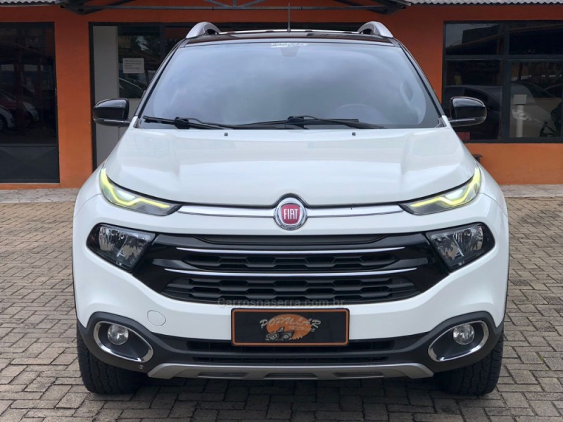 TORO 2.0 16V TURBO DIESEL VOLCANO 4WD AUTOMÁTICO - 2017 - CANELA