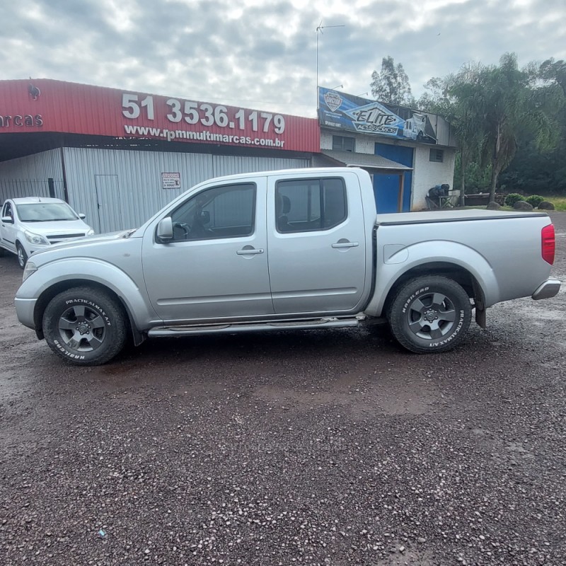 FRONTIER 2.8 XE 4X2 CD TURBO ELETRONIC DIESEL 4P MANUAL - 2013 - SãO SEBASTIãO DO CAí