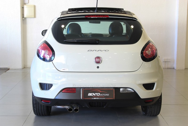 BRAVO 1.8 SPORTING 16V FLEX 4P AUTOMATIZADO - 2016 - BENTO GONçALVES