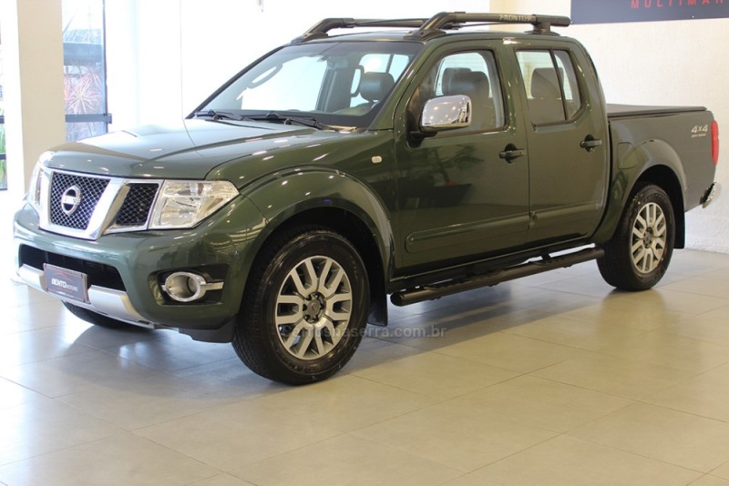 FRONTIER 2.5 SL 4X4 CD TURBO ELETRONIC DIESEL 4P AUTOMÁTICO