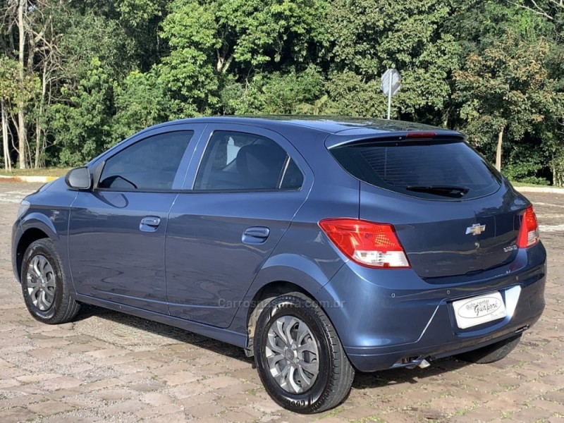 ONIX 1.0 MPFI LT 8V FLEX 4P MANUAL - 2015 - GUAPORé