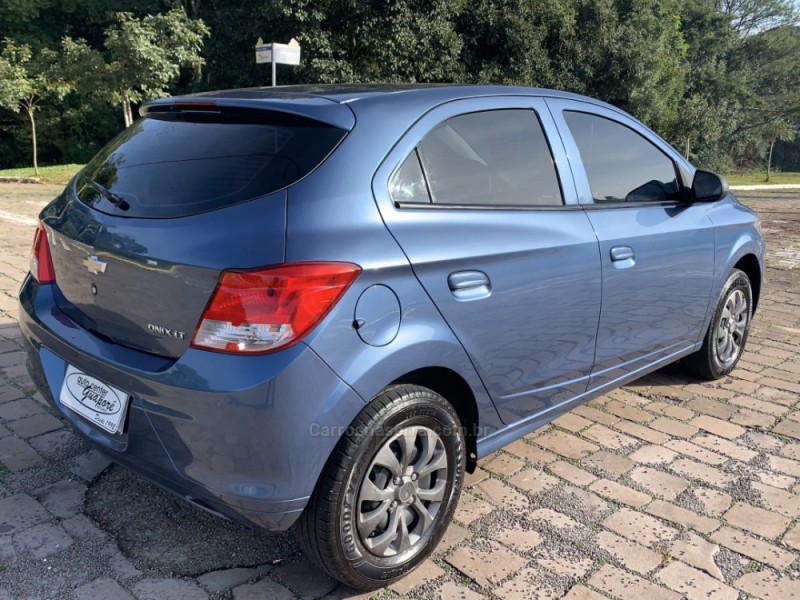 ONIX 1.0 MPFI LT 8V FLEX 4P MANUAL - 2015 - GUAPORé