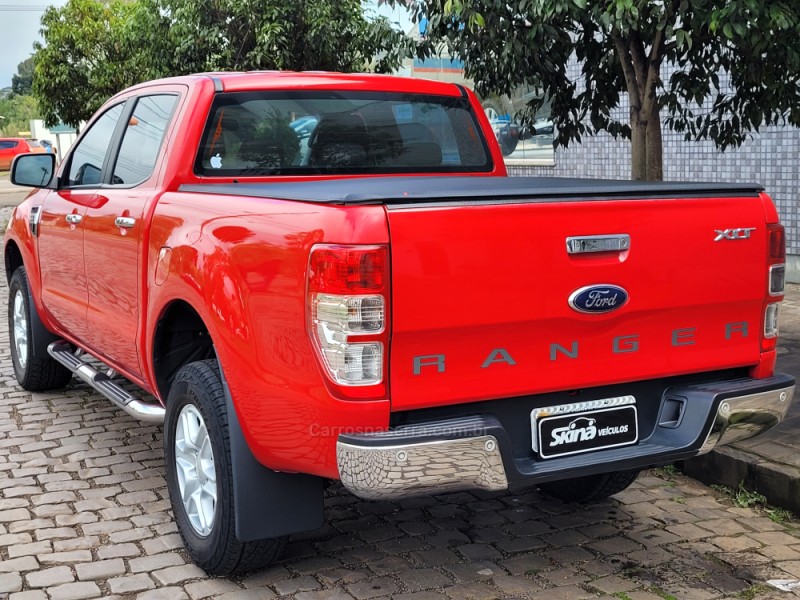 RANGER 2.5 XLT 4X2 CD 16V FLEX 4P MANUAL - 2014 - VACARIA