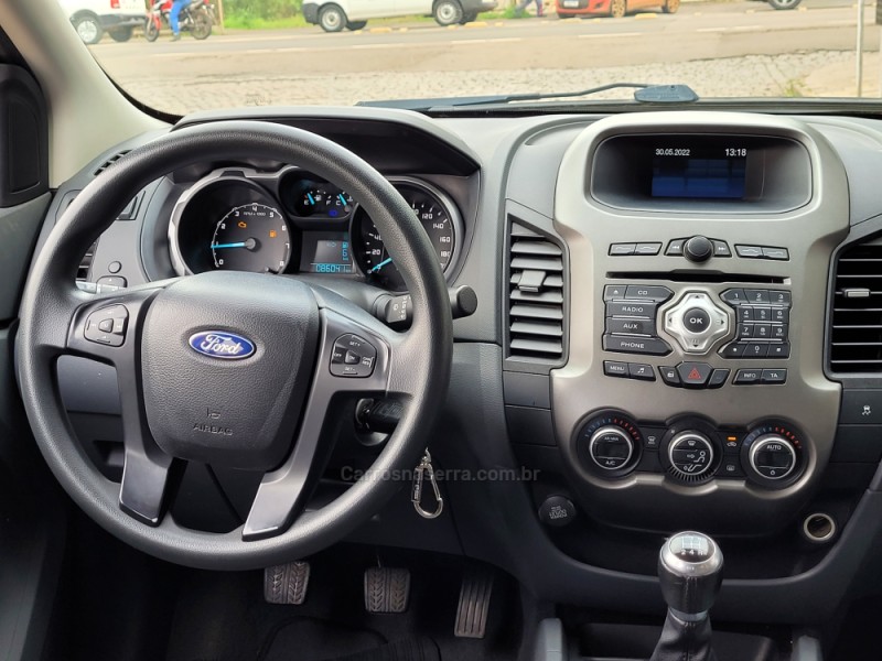 RANGER 2.5 XLT 4X2 CD 16V FLEX 4P MANUAL - 2014 - VACARIA