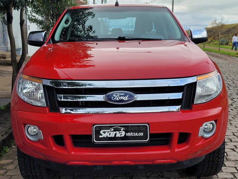 RANGER 2.5 XLT 4X2 CD 16V FLEX 4P MANUAL - 2014 - VACARIA