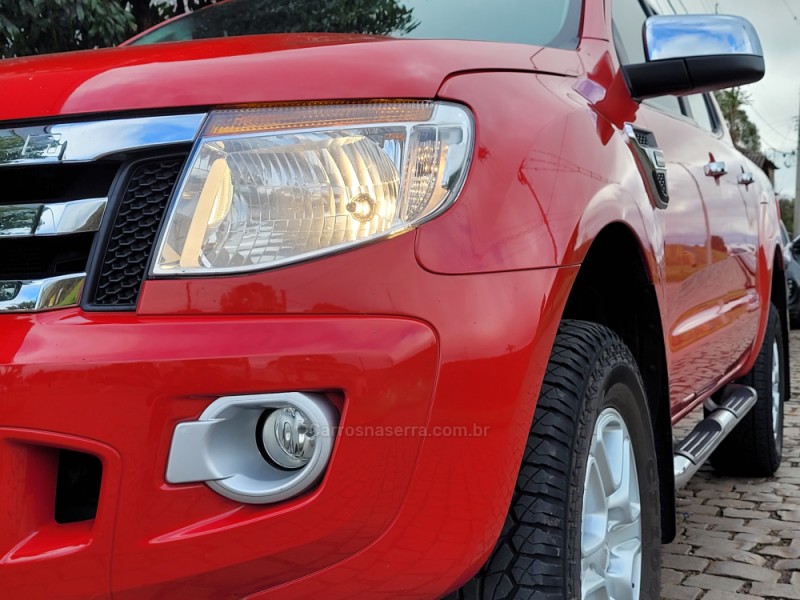 RANGER 2.5 XLT 4X2 CD 16V FLEX 4P MANUAL - 2014 - VACARIA