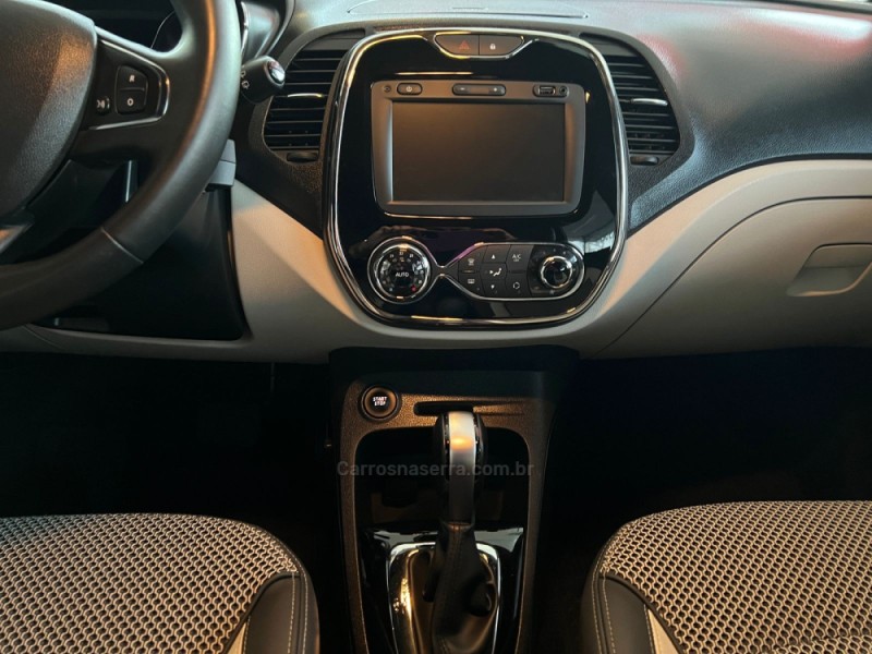 CAPTUR 1.6 16V FLEX ZEN AUTOMÁTICO - 2020 - IGREJINHA