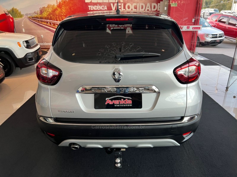 CAPTUR 1.6 16V FLEX ZEN AUTOMÁTICO - 2020 - IGREJINHA