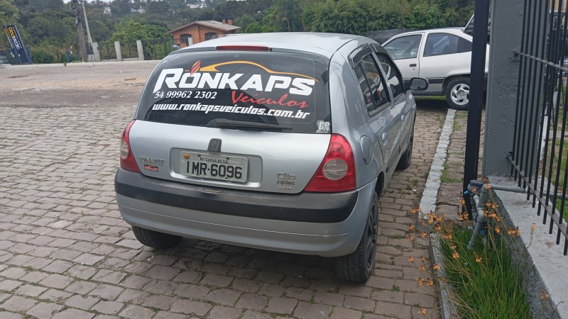 CLIO 1.6 PRIVILÉGE 16V FLEX 4P MANUAL - 2006 - CAXIAS DO SUL