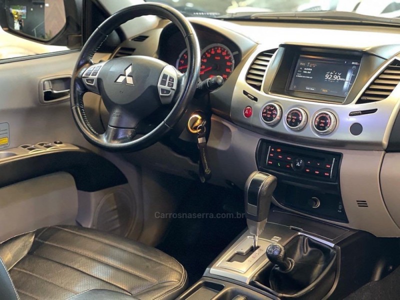 L200 TRITON 3.2 HPE 4X4 CD 16V TURBO INTERCOOLER DIESEL 4P AUTOMÁTICO - 2015 - CAMPO BOM